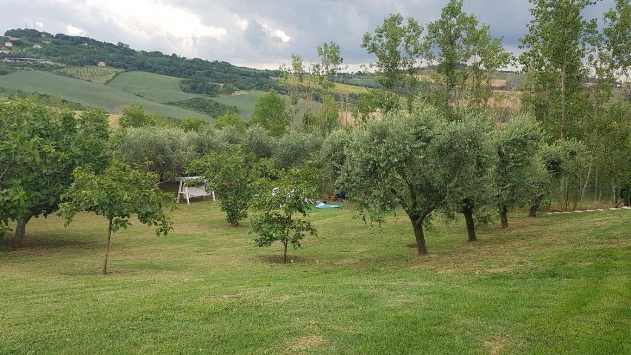 Villa Gadry Tavullia Exteriér fotografie